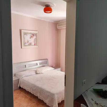 Seaview Devi Golem (Tirana)